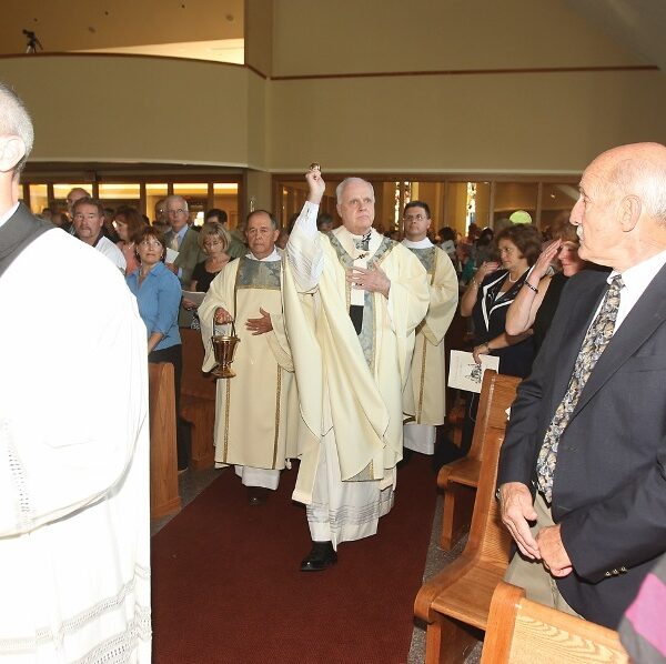 Archbishop O’Brien dedicates new church in Libertytown