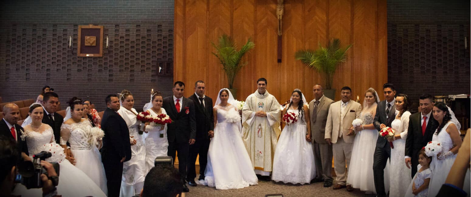 Catholic wedding in Columbia unites 10 Hispanic couples