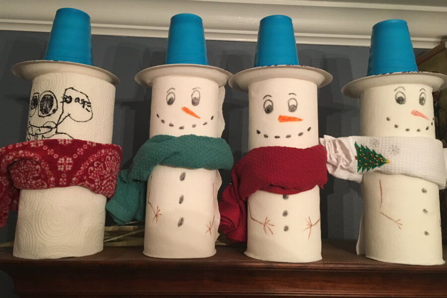 Do you want to build a paper towel snowman, helpers with the Christmas cards, and more (7 Quick Takes)