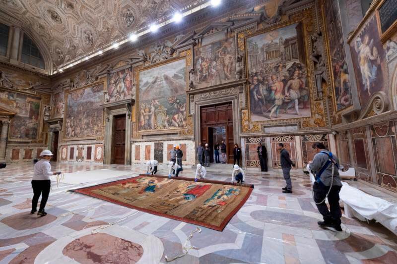 Raphael's tapestries briefly return to Sistine Chapel - Catholic Review