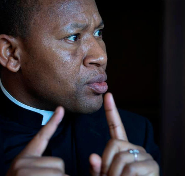 Priest cites religious freedom violations in northern Nigeria