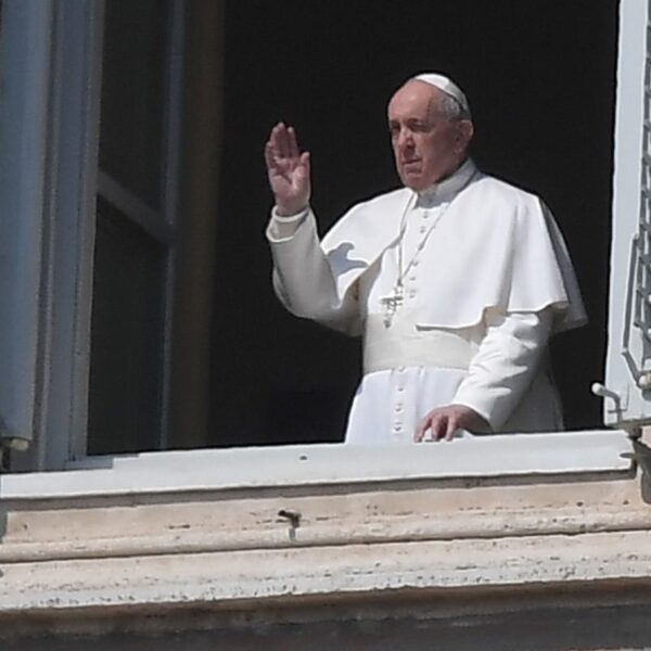 Pope announces extraordinary ‘urbi et orbi’ blessing March 27