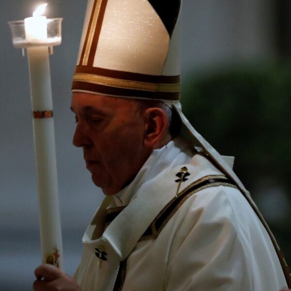 Even in time of pandemic, Easter proclaims the victory of life, pope says