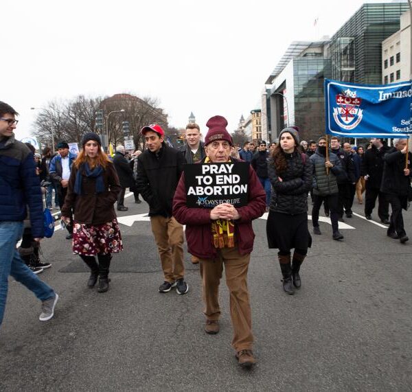 Notre Dame study examines ‘everyday’ Americans’ attitudes toward abortion