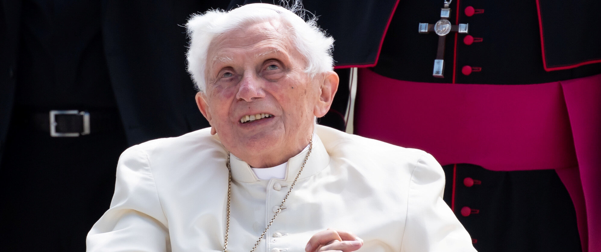 Retired pope to Vatican after visiting his in Germany - Catholic Review