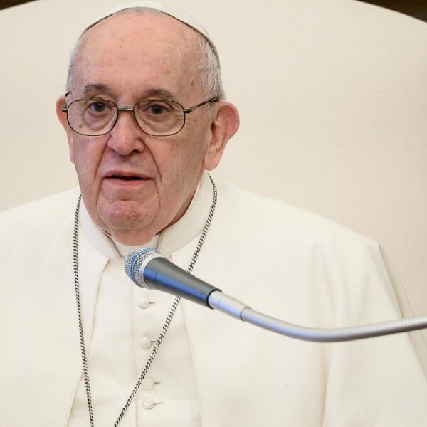 Christians called to intercede for, not condemn, others, pope says