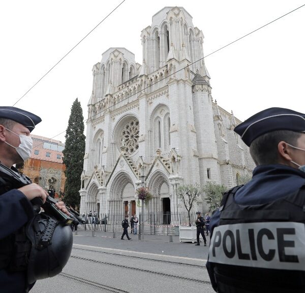 French bishops order ‘death knell’ after three killed in Nice basilica