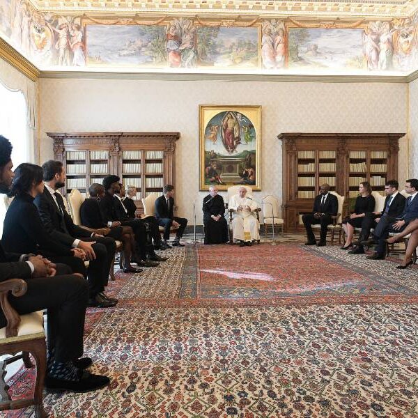 Pope meets with NBA players’ union delegation at the Vatican