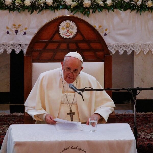 Pope: Honor martyrs by remaining faithful, working for a better Iraq