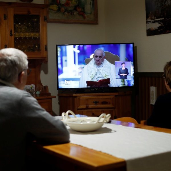 Virtual closeness, real community: Pope’s ministry flourished online