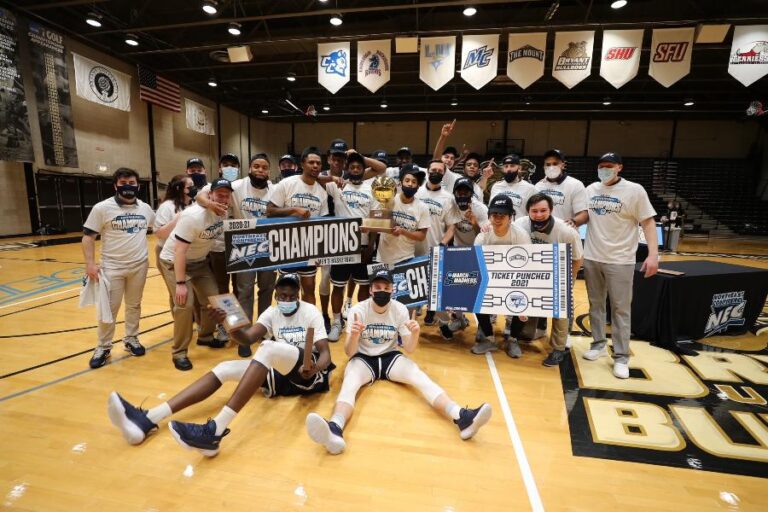 Mount St. Mary's University doubles its NCAA basketball fun with both teams  dancing - Catholic Review