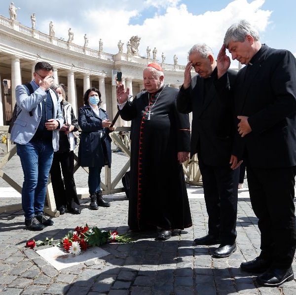 Polish pilgrims mark anniversary of attempt to assassinate St. John Paul