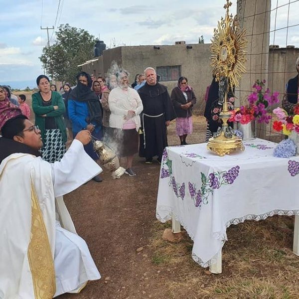 Mexican priest killed in crossfire in north-central Mexico