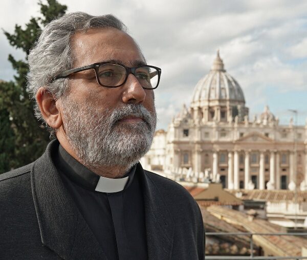 Vatican reports $78 million deficit, also releases APSA report