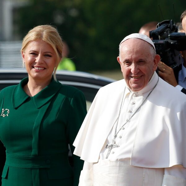 After warm welcome to Slovakia, pope encourages Christian leaders to unite