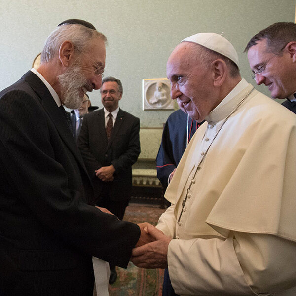 Vatican publishes letters to rabbis emphasizing pope’s respect for Judaism