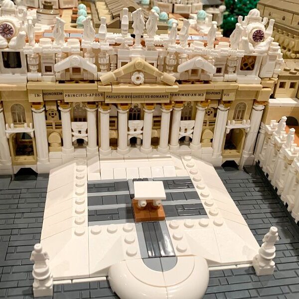 Architect turns 67,000 tiny LEGO pieces into Vatican City State replica