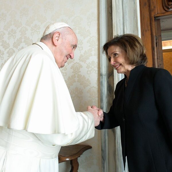 Pope meets Pelosi; both speak at legislators’ pre-COP26 meeting