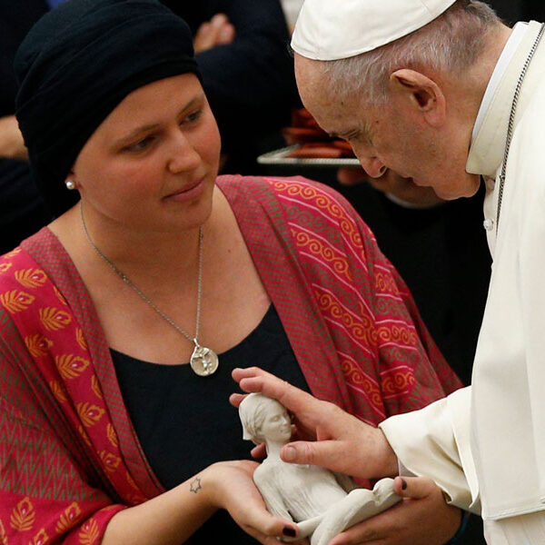 Jesus, the source of truth, sets people free, pope says at audience