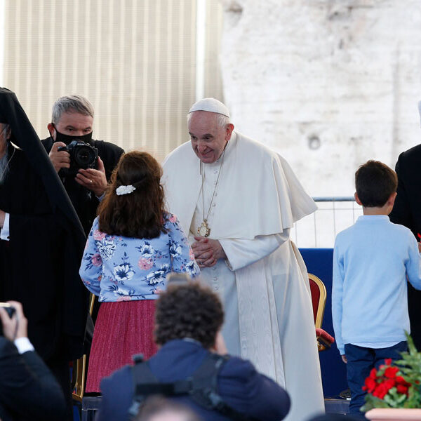 Pope, religious leaders plead for peace, compassion, care for the earth