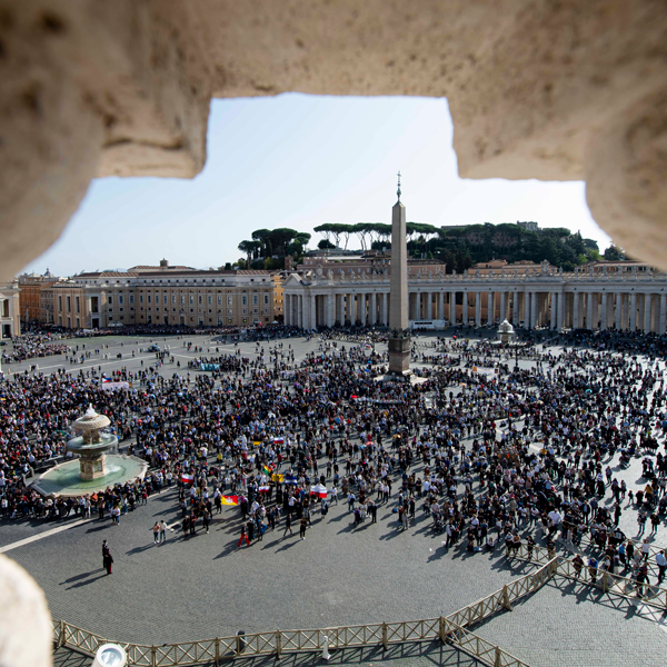 Pope: True faith known by sincerity of heart, not hypocrisy of appearances