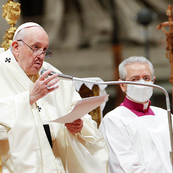 Be moved by Spirit, not ‘mechanical repetition,’ pope tells religious