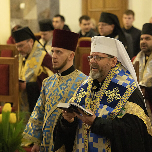 Ukrainian archbishop tearfully recounts the horrors, heroism of war