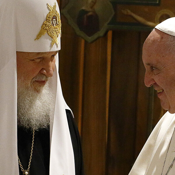 Pope speaks with Russian Orthodox patriarch