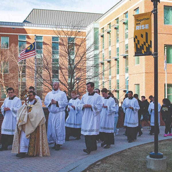 Seminarians evangelize Towson University