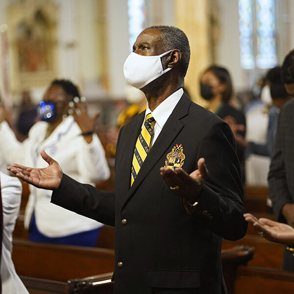 Study: Black Catholics worship more with other races than solely their own