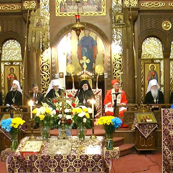 People of all faiths gather at cathedrals, churches to pray for Ukraine