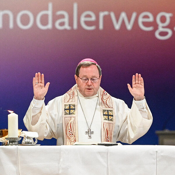 German bishop responds to letter criticizing Synodal Path