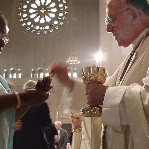 Eucharistic revival called ‘a movement’ that gets to core of Catholic faith