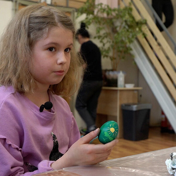 Defending Ukrainian culture: Displaced people learn to make Easter eggs