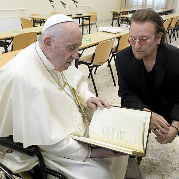 Pope, Bono launch Scholas educational initiative