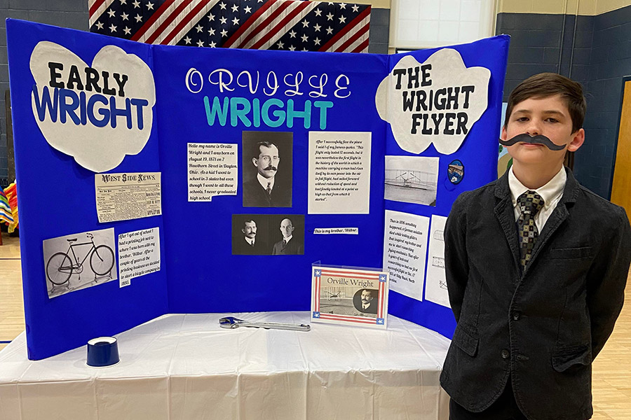 Golden Apple: Nisswa Elementary Puts on Wax Museum of Historical Heroes