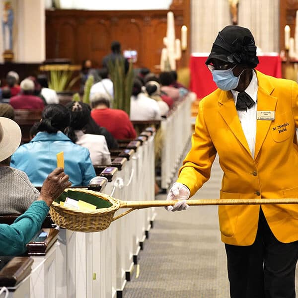 Peter’s Pence donations stable in 2021; U.S. leads giving, Vatican says