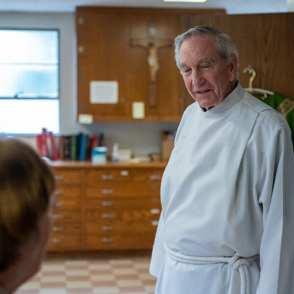 Monsignor Cummings, former Navy chaplain and longtime pastor, ready for retirement