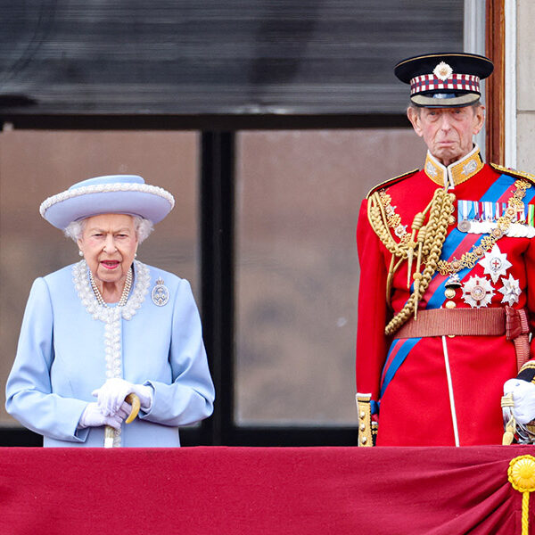 Pope congratulates Queen Elizabeth II on Platinum Jubilee