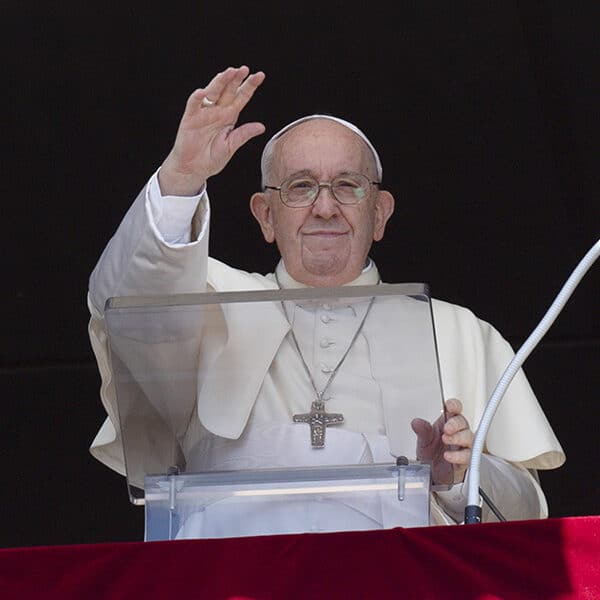 Following Christ means seeing, helping the suffering, pope says