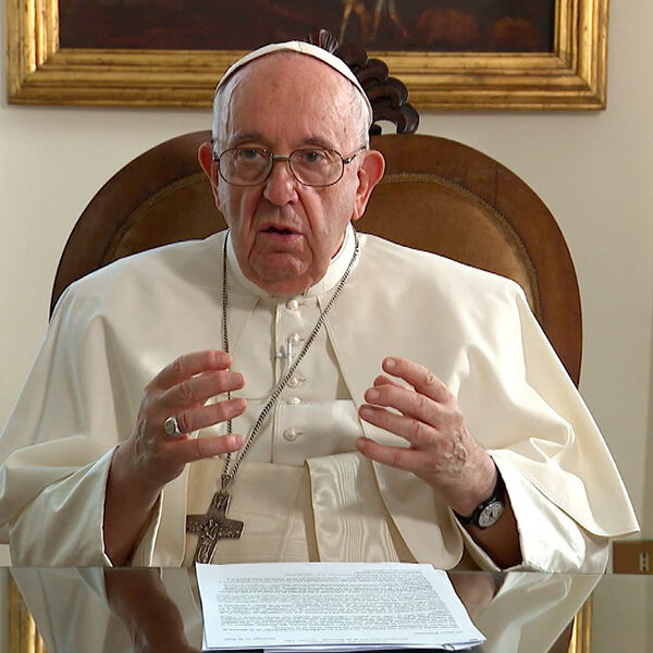 Don’t be afraid to make mistakes, pope tells young people