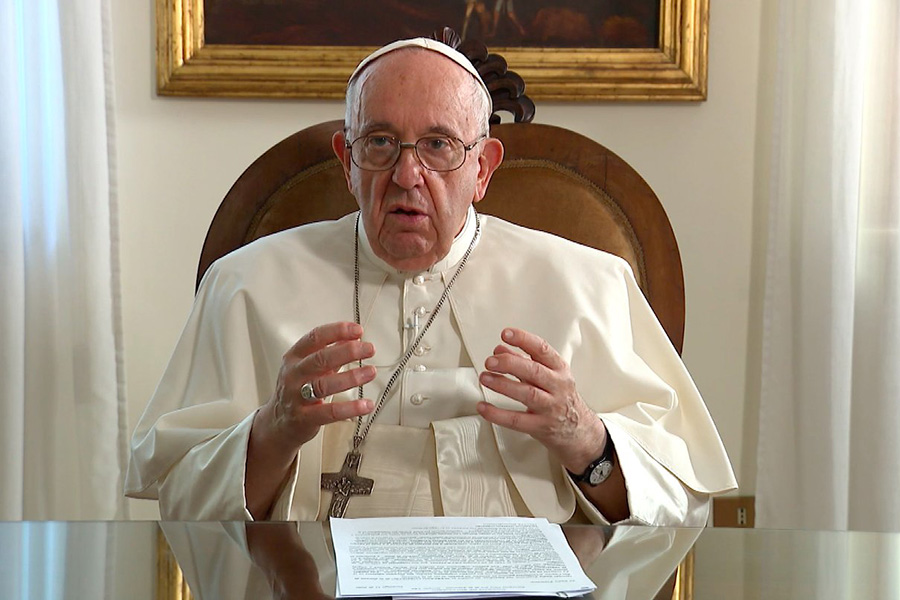 Don’t be afraid to make mistakes, pope tells young people