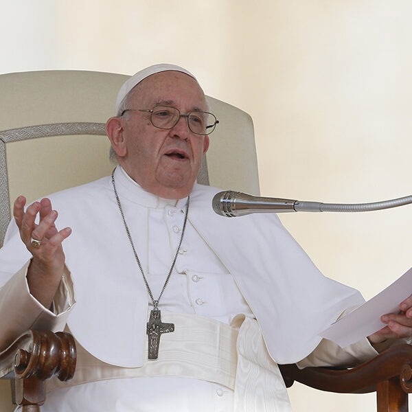 Discernment means recognizing God in the unexpected, pope says