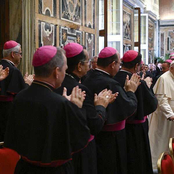 Pope meets prelates attending weeklong course for new bishops