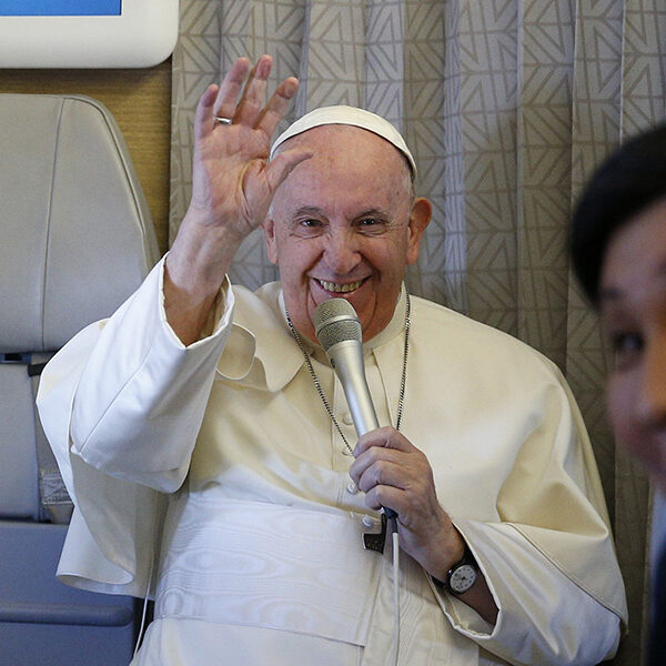 Pope: Under right conditions, nations may buy weapons for self-defense