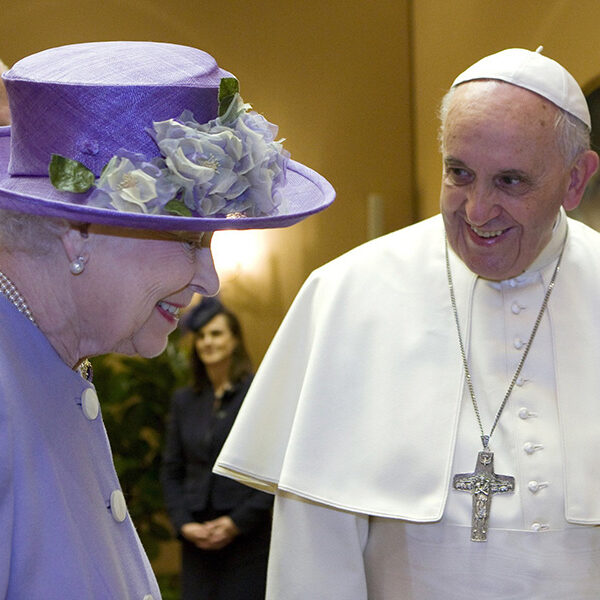 British Catholics, Pope Francis pay tribute to Queen Elizabeth II