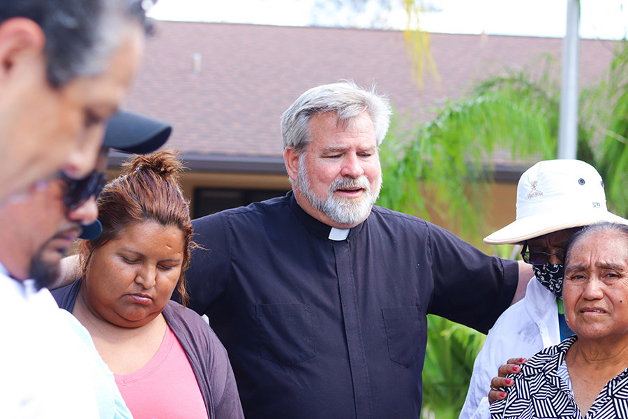 Parish, Catholic Charities supply water, food to Florida migrants after Ian
