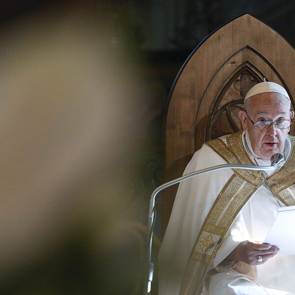 Doing God’s will means working for peace, pope tells World Jewish Congress