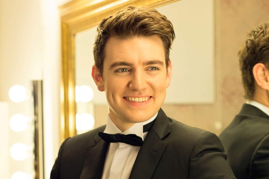 Emmet Cahill to perform in Baynesville