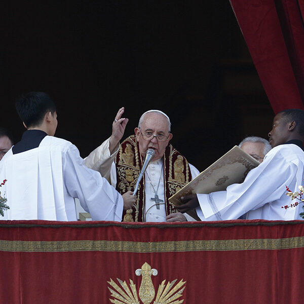 Listen to the cries of the newborn Prince of Peace, pope says on Christmas